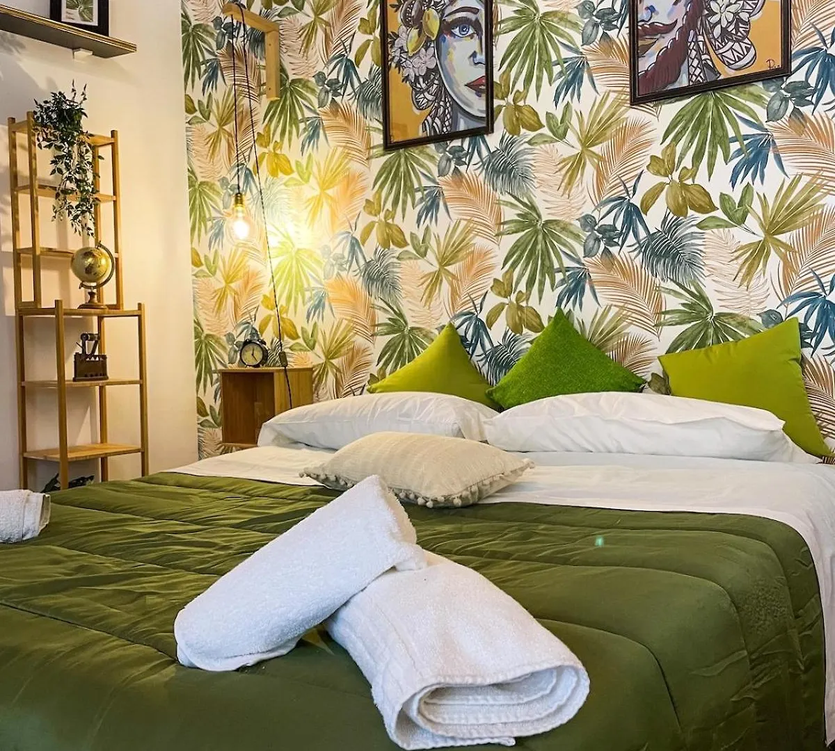 Апартаменты Charming House In The Historic Center Of Палермо