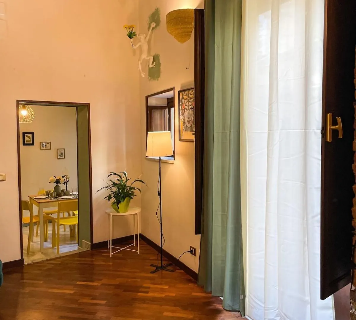 Апартаменты Charming House In The Historic Center Of Палермо